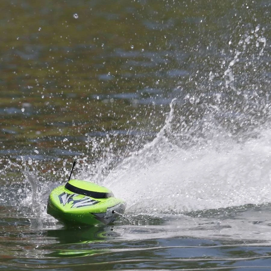 Shockwave 26-inch RTR Brushless Deep-V Boat 4 Shockwave 26-inch RTR Brushless Deep-V Boat - Image 4