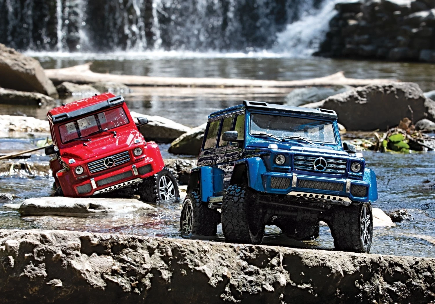 Traxxas TRX-4 Mercedes G 500 RTR 1/10 4WD RTR Crawler, Blue 10 Traxxas TRX-4 Mercedes G 500 RTR 1/10 4WD RTR Crawler, Blue - Image 10