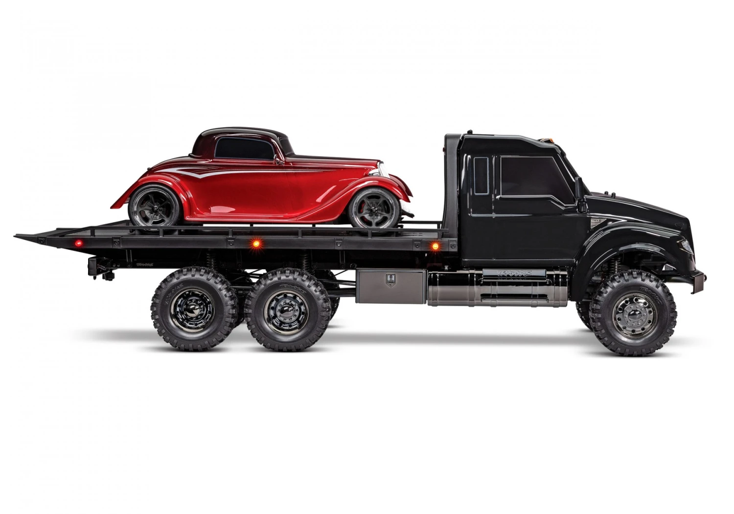 Traxxas TRX-6 1/10 6x6 Ultimate RC Hauler Flatbed Tow Truck 4 Traxxas TRX-6 1/10 6x6 Ultimate RC Hauler Flatbed Tow Truck - Image 4